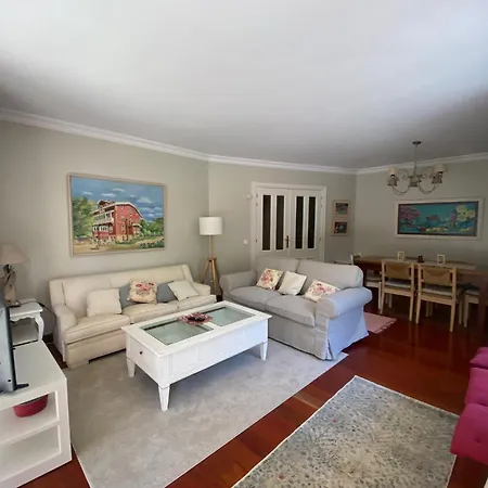 Piso Con Encanto Bajo El Capricho De Gaudi, Appartement *